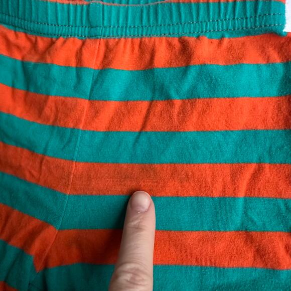 Adorable Essentials shorts - Picture 2 of 4